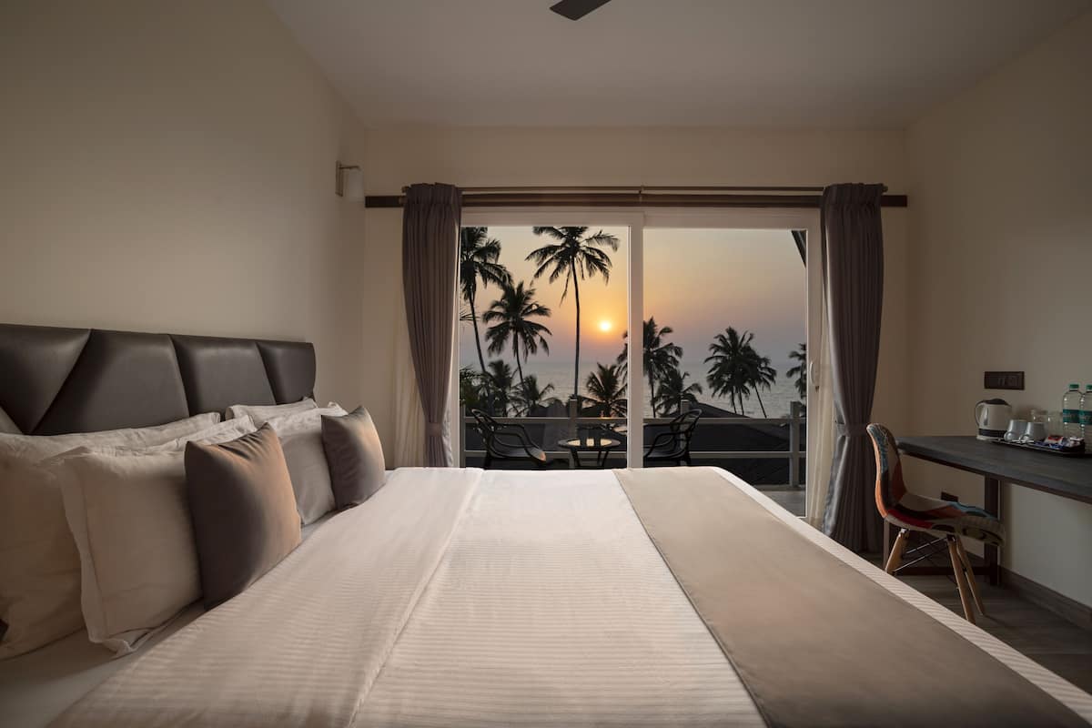 Ocean Classic | Beach/ocean view