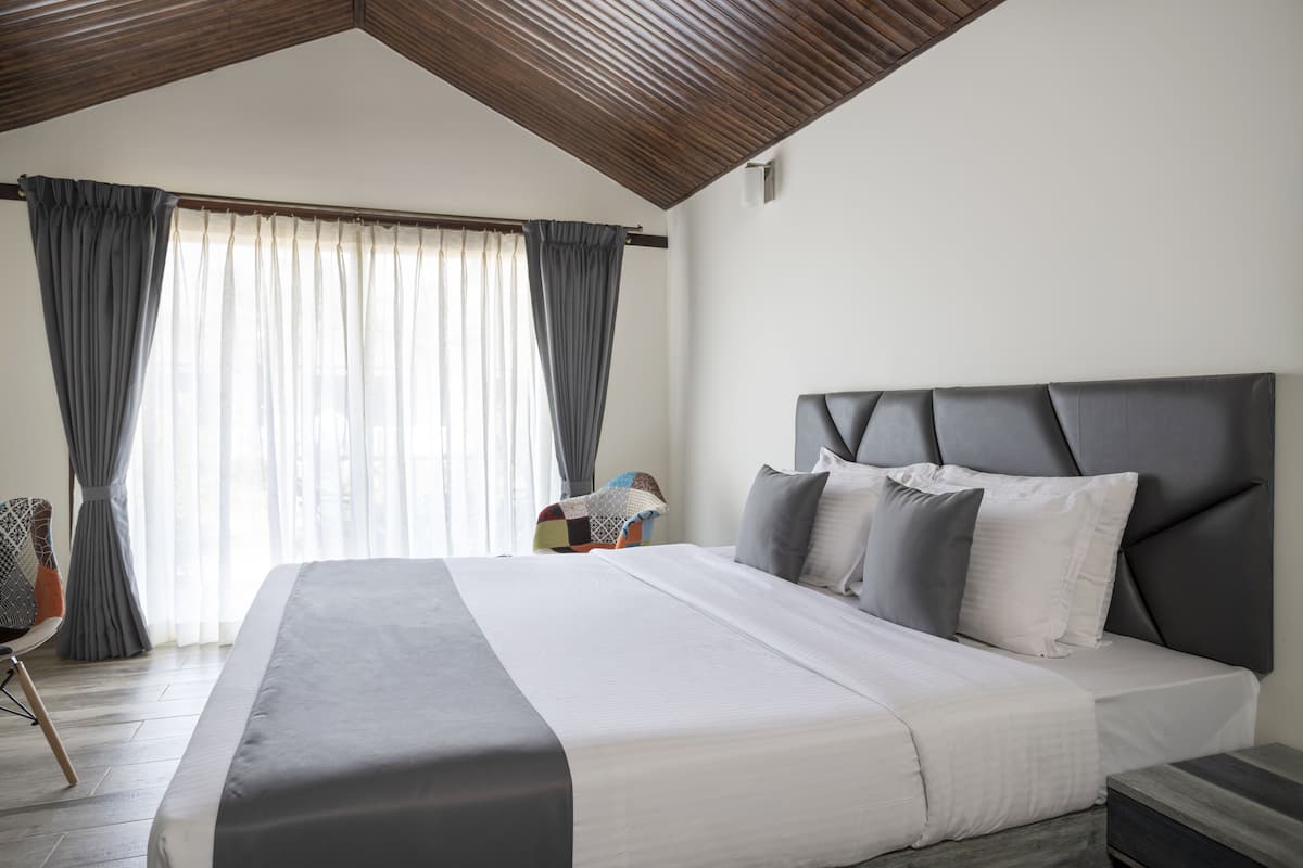 Ocean Delight | Soundproofing, free WiFi, bed sheets