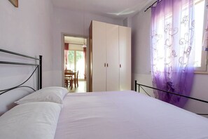 2 camere, ferro/asse da stiro