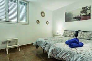 1 camera, ferro/asse da stiro, Wi-Fi gratuito, lenzuola