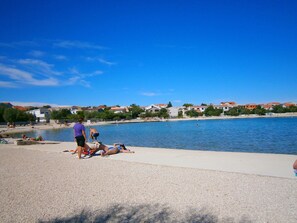 Beach nearby - Apartments Antun, (16435), Vir, hr (Vir)