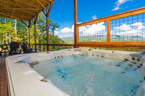 Bain à remous extérieur