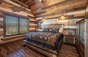 5 Schlafzimmer, Bügeleisen/Bügelbrett, kostenloses WLAN, Bettwäsche