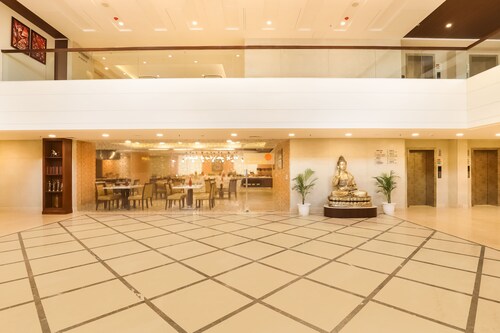 Lemon Tree Hotel Aligarh