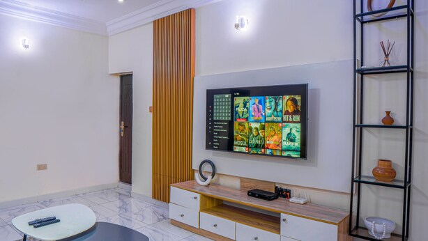 Apartment | Iron/ironing board, bed sheets - Utobert Residence-Wuse 2 (Abuja)