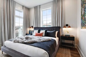 7 Schlafzimmer, Bügeleisen/Bügelbrett, Reisekinderbett, kostenloses WLAN