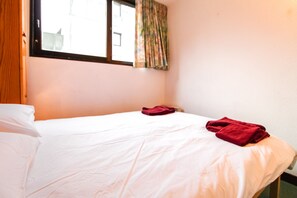 2 slaapkamers, gratis wifi, beddengoed