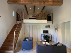 Lecteur de DVD, livres, médiathèque, vidéothèque