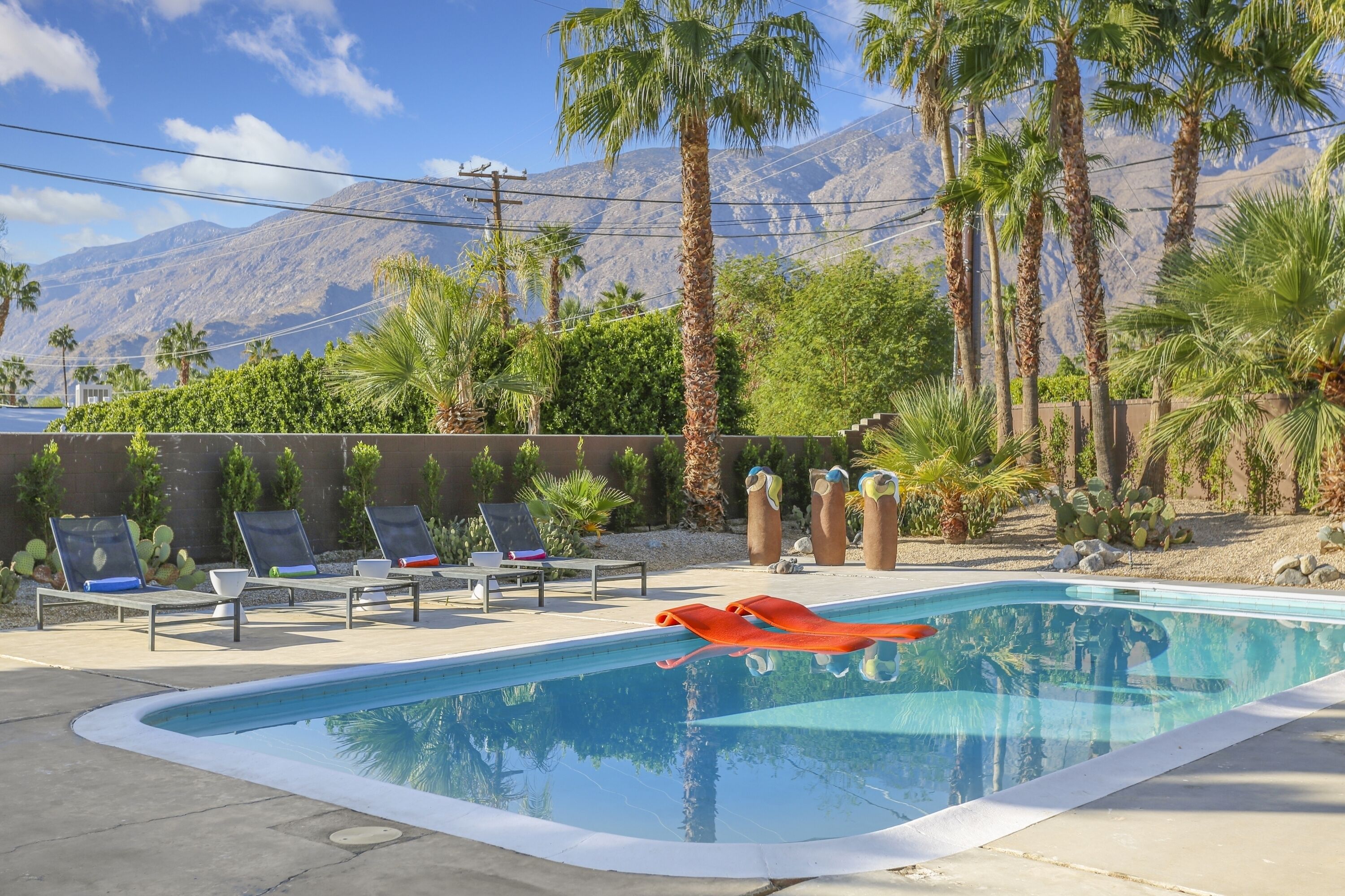 Spencer Palms - Pool and amazing mountain views!