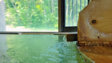 Spa. Shikanoyu Tsuchiya