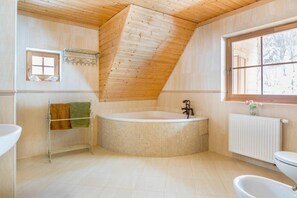 Villa, Multiple Beds | Bathroom