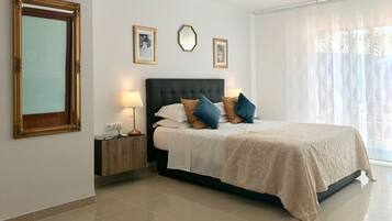 5 chambres, fer et planche à repasser, Wi-Fi gratuit, draps fournis