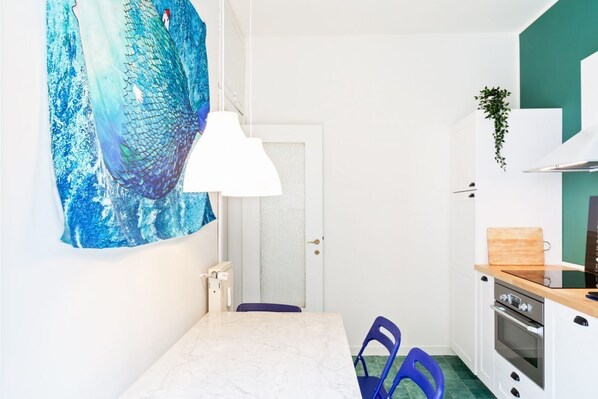 Apartment, 2 Bedrooms | Private kitchen | Full-size fridge, microwave, oven, stovetop