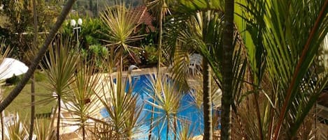 Piscine extérieure, piscine chauffée