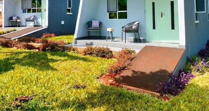 Kwetu Home ~ Sagana -A Modern Farm Stay -Sleeps 1- 18