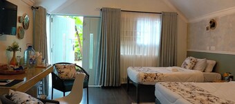 Kwetu Home ~ Sagana -A Modern Farm Stay -Sleeps 1- 18