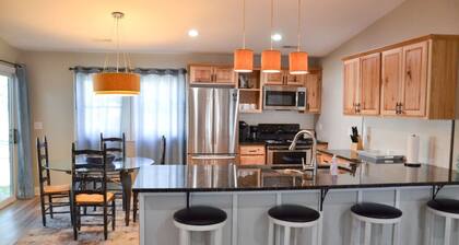 4BR Cozy Cabin|Harkers Island|Soundview