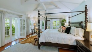 6 bedrooms, desk, iron/ironing board, free WiFi - **PLANTATION TROPICALE @ CASA EAST** Grand Estate & Pool + LAST KEY SERVICES… (Key West)