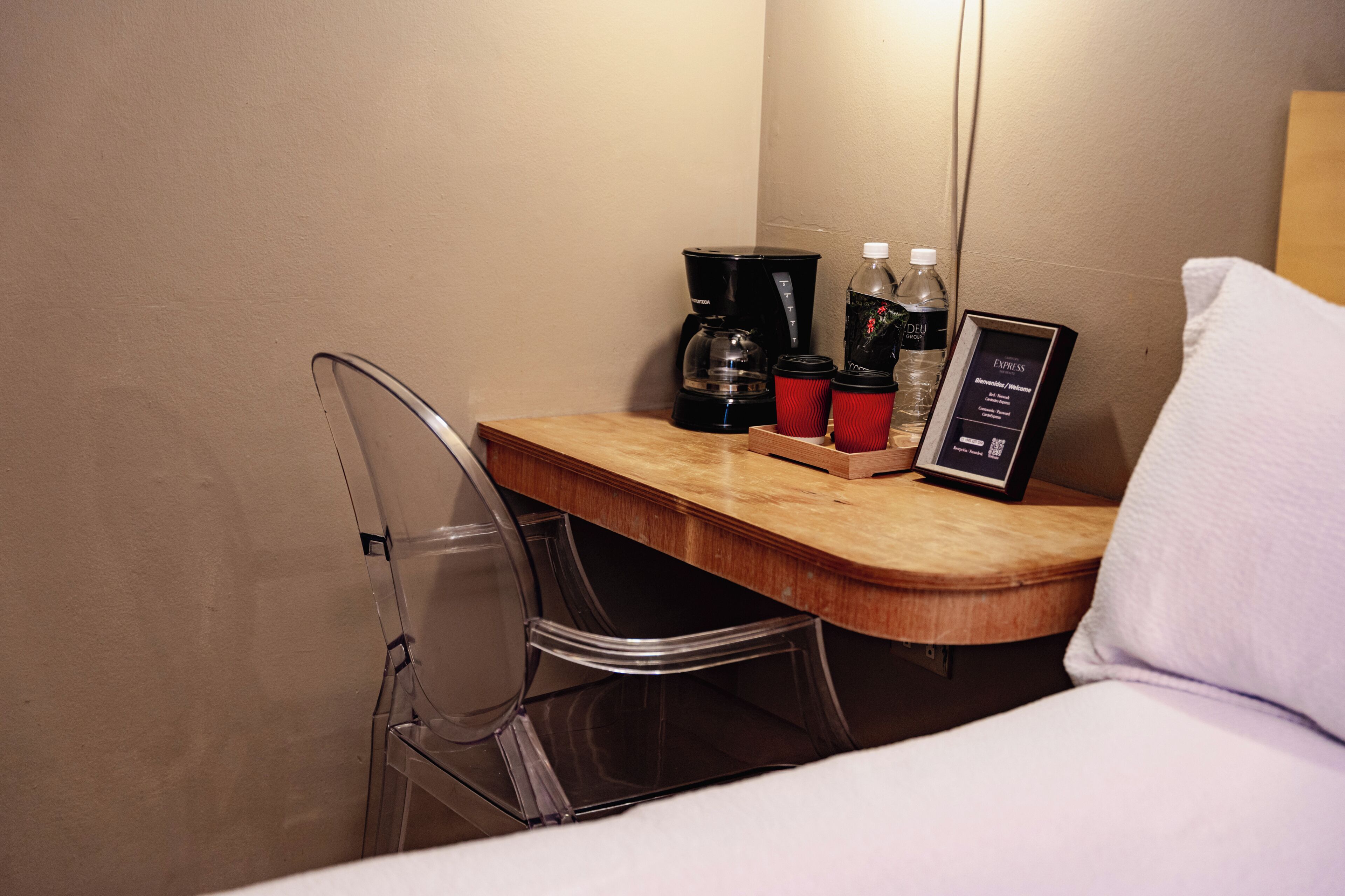 Free WiFi, bed sheets