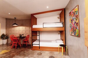 Family Room, Multiple Beds | Free WiFi, bed sheets - Cardedeu Express Hotel (San Salvador)