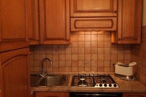 Apartment, 1 Queen-Bett und Schlafsofa | Eigene Küche