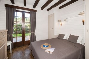 3 habitaciones, tabla de planchar con plancha y wifi gratis 