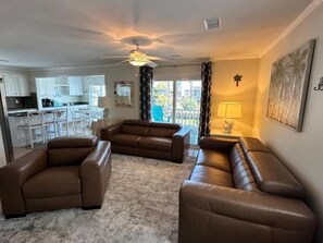 Oklassificerad bild, 2 av 33, knapp