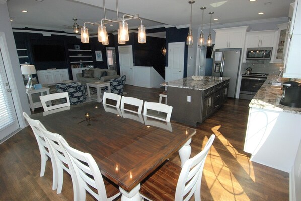 Interior - Coast of Somewhere Beautiful - Sunset Properties (Sunset Beach)