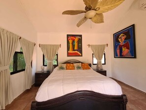 3 عدّة غرف نوم وواي فاي مجانًا وملاءات أسرّة