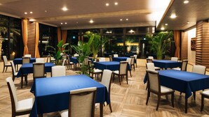 Restaurant - Irago Hotel & Resort (Tahara)