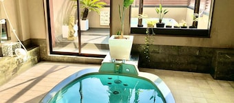 Irago Hotel & Resort