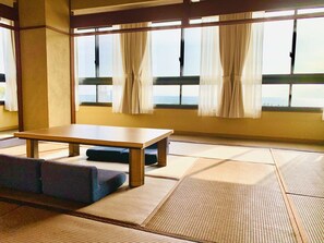 Living room - Irago Hotel & Resort (Tahara)