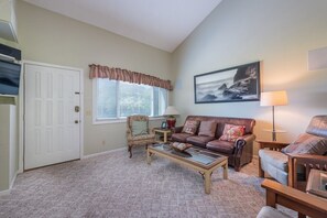 TV, DVD player - Fairway Villa 0603 at Rumbling Bald (Lake Lure)