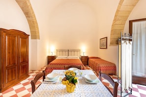 1 bedroom, iron/ironing board - 2114 Antico Palazzo Vernole - Suite Don Gioacchino (Vernole)