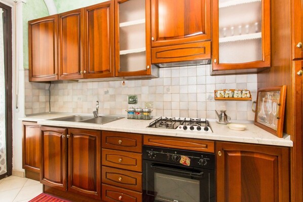 อพาร์ทเมนท์, 1 ห้องนอน | ครัวขนาดเล็กส่วนตัว | ตู้เย็นขนาดใหญ่, ไมโครเวฟ, เตาอบ