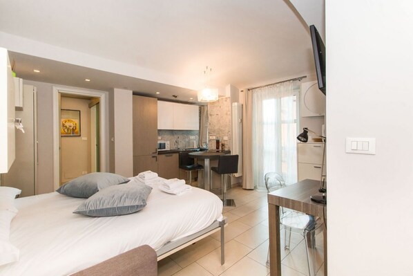 Studio, 1 Bedroom | Free WiFi, bed sheets