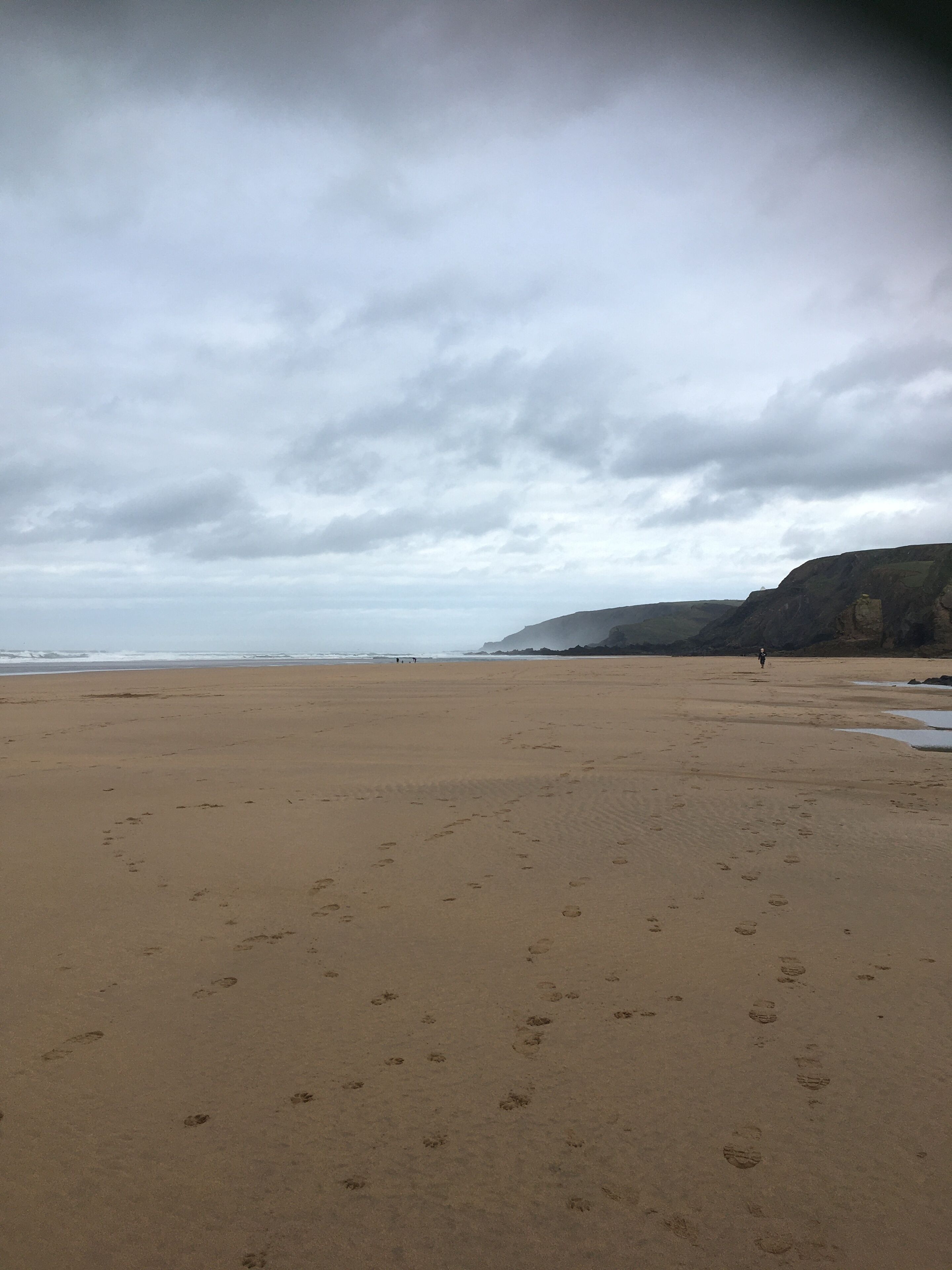 House | Bathroom | Combined shower/tub, deep soaking tub, towels