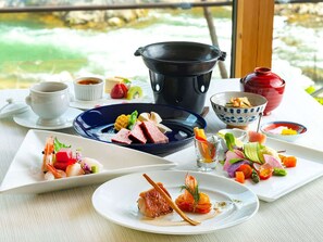 Restaurant - Oishiiyado Shikishima Jozankei Bettei (Sapporo)