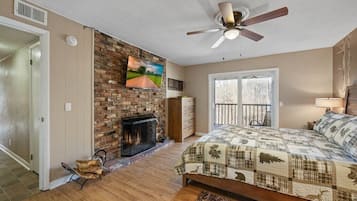 3 habitaciones, tabla de planchar con plancha, wifi y ropa de cama