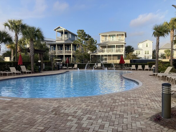 Outdoor pool, a heated pool