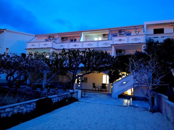 Exterior - Apartment on the beach / Apartment am Strand (Metajna)