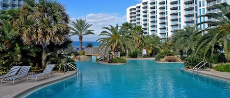 Piscine extérieure, piscine chauffée