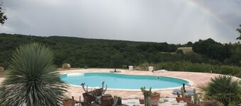 Southern France living at its best - Pool, Terraces, Relaxing Views on 16ha