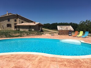 Outdoor pool - Southern France living at its best - Pool, Terraces, Relaxing Views on 16ha (Occitanie)
