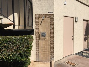 Unclassified image, 3 of 17, button