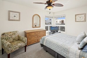 Unclassified image, 2 of 17, button