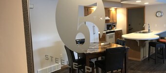 5th Steele Place, LLC - Downtown Algoma Condos: Overnight or Extended Stays