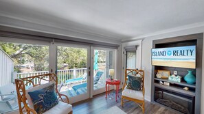 Smart TV - Wild Dunes beach home-waterway view, screened porch, walk to shops! (Isle of Palms)