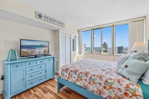 2 bedrooms, iron/ironing board, free WiFi, bed sheets - The Quay 2102 in OCMD has it all - 2 Pools, Tennis, Game Room, and more! The per (Ocean City)