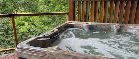 室外 SPA 浴池